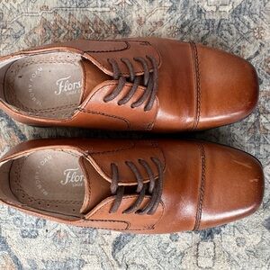 Florsheim Boys Size 11 Brown Leather Cap Toe Oxford Dress Shoe Lace Up Formal